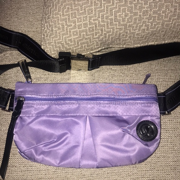 Lululemon waist bag - Picture 2 of 7